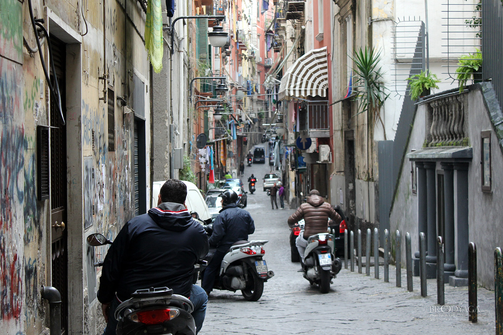 Quartieri Spagnoli, Naples